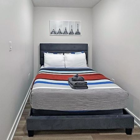 Cozy Condo In Downtown Toronto + Free Parking ภายนอก รูปภาพ